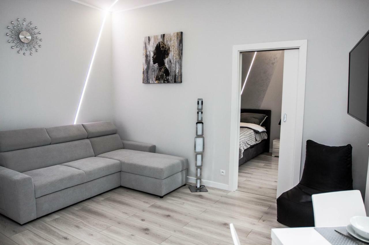 Apartamento Novel Varsovia Exterior foto