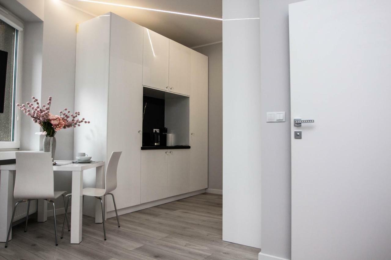 Apartamento Novel Varsovia Exterior foto